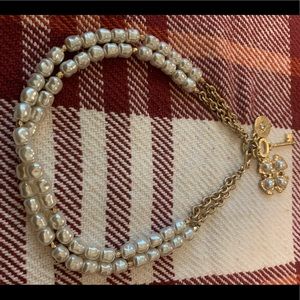 Brand unknown, Statement necklace.